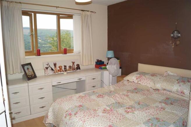 BEDROOM 2(MASTER)