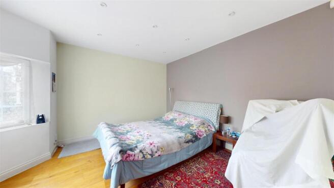 Front Recep/bedroom.jpg