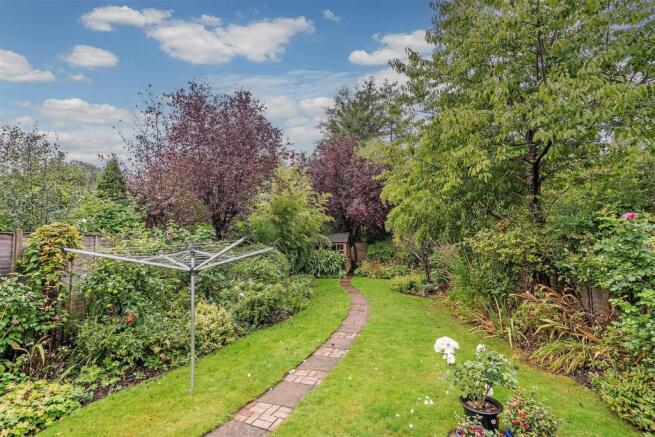 87 Dene Court Road-14_lo.jpg