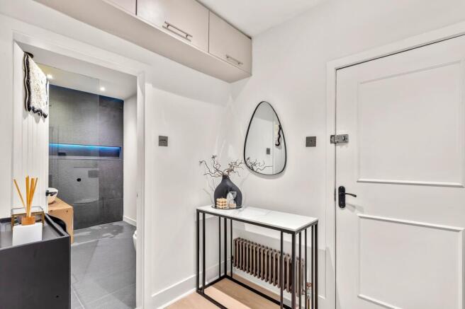 2 bed Flat for sale Image 11