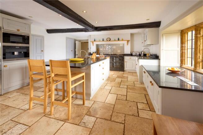 Kitchen/Breakfast