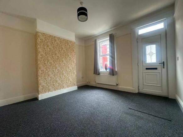3 bed Terraced for sale Image 2
