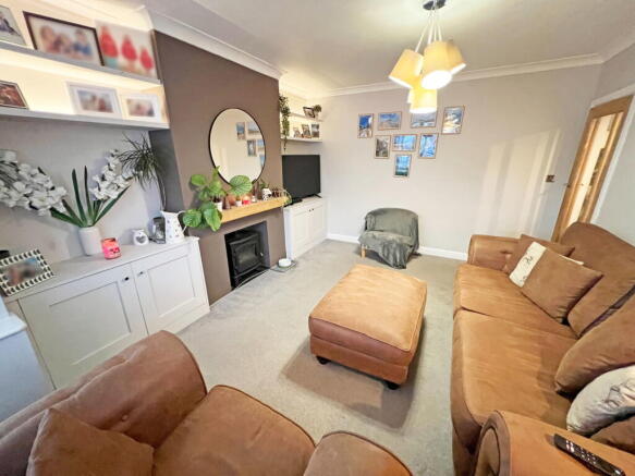 Newlands Avenue, Shepshed, Loughborough, Leicestershire, LE12 9DW photo 4