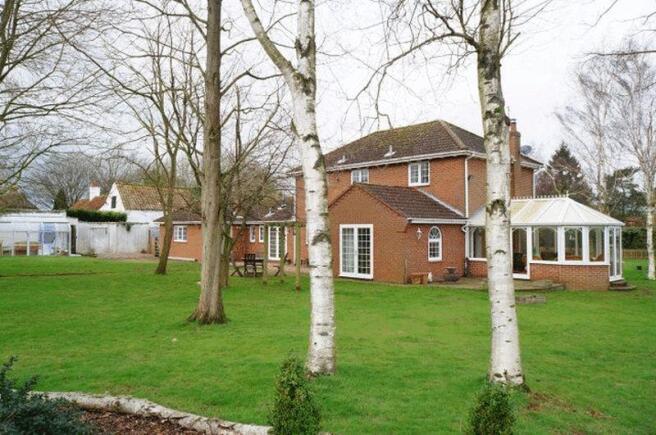Garden & Rear