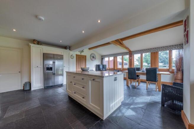 Open Plan Family Breakfast Kitchen