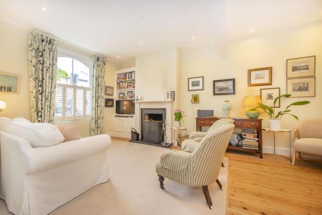 35-longfield-stre...