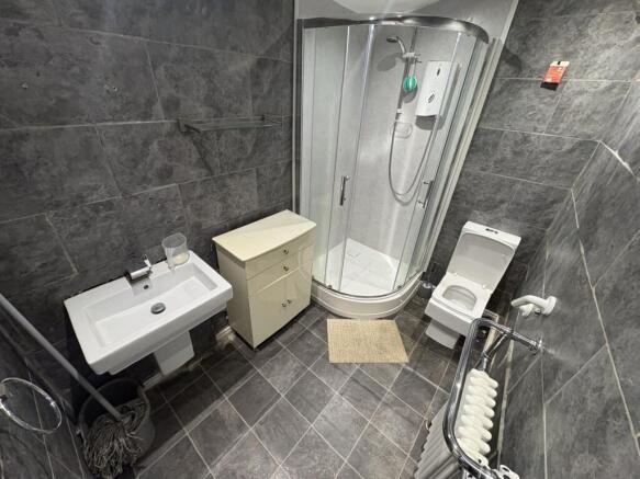 2 bed Terraced for sale Image 7