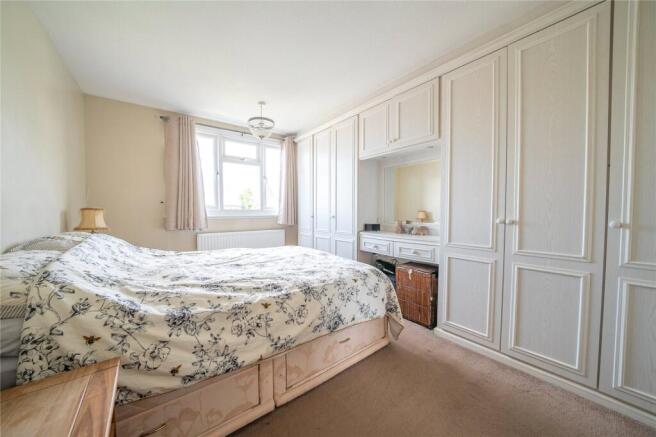 3 bed Semi-Detached for sale Image 6