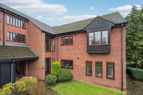 Snells Wood Court, Little Chalfont