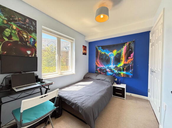 Photo 8