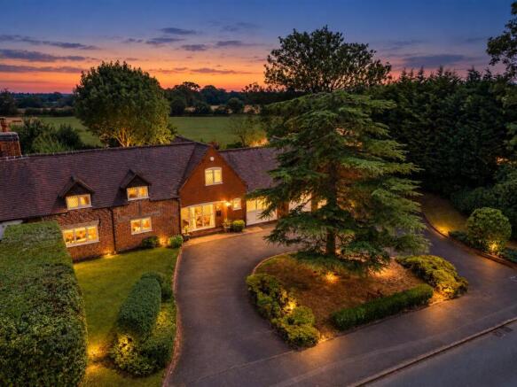 2303 Stratford Road_1 Twilight.jpg