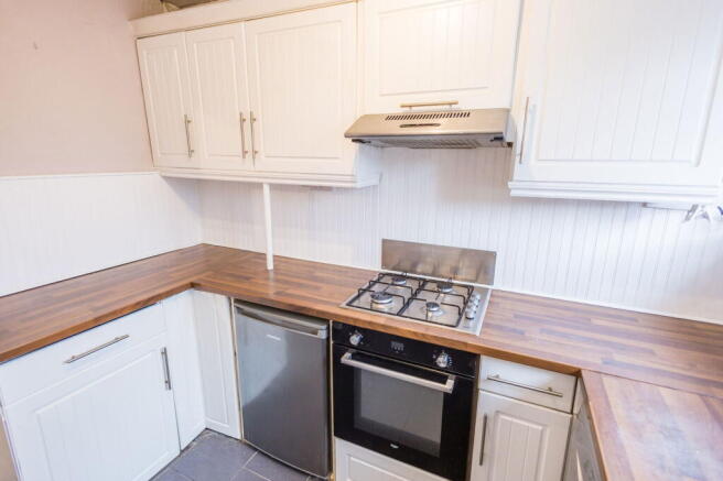 Faymore Gardens, South Ockendon, RM15 5NN photo 4