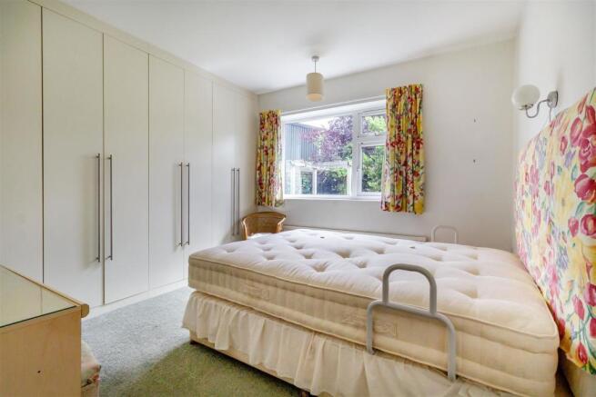 8515056-interior01.jpg