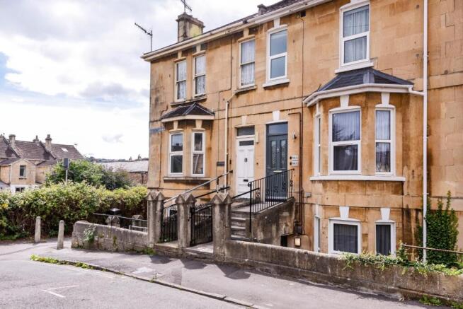 Flat 2, 2 Victoria Terrace, Bath-12.jpg