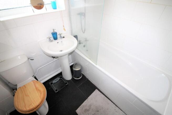 Bathroom / Wc