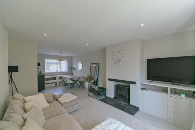 Lounge / Dinning Room