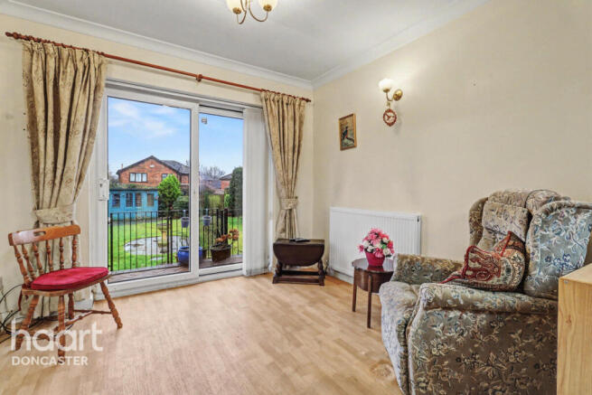 3 bed Detached Bungalow for sale Image 9
