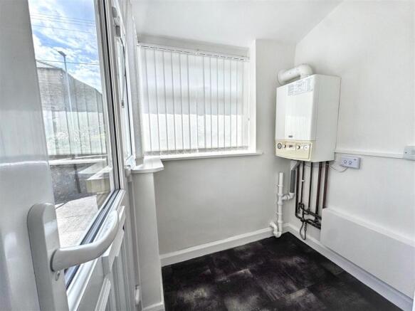 2 bed End of Terrace for sale Image 6
