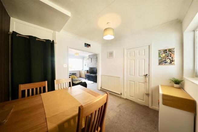 2 bed Terraced for sale Image 8