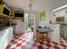 114, Rosebery Avenue, Tottenham, London N17 9SB