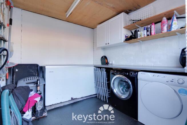 8 Bodnant Grove-14