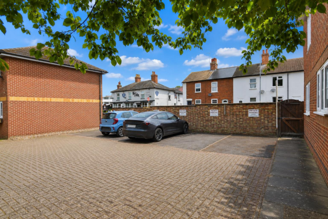 Wing Road, Leighton Buzzard photo 5