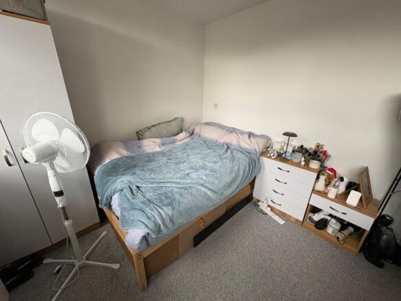 1 bed Flat to rent Image 6
