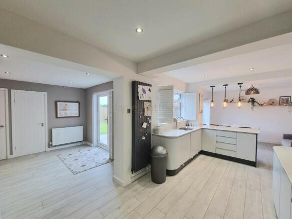 Kitchen/Diner/Family Room