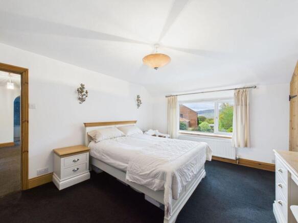 3 bed Cottage for sale Image 7