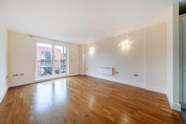 1404647-15-6978b6...