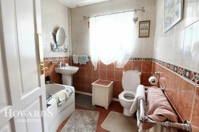 Photo 11