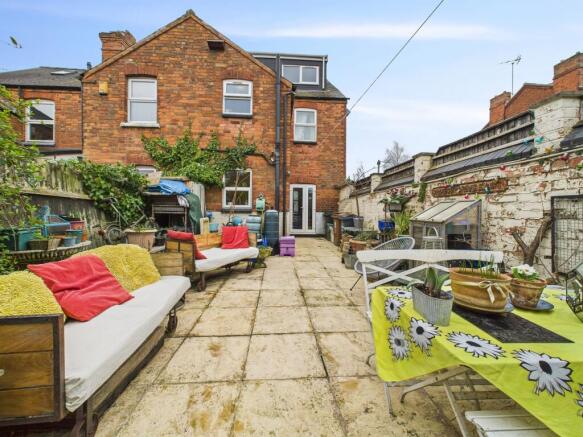 Rear Courtyard Garden