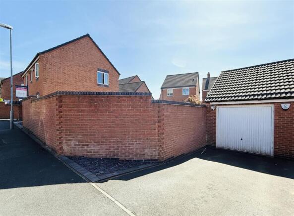 Single Garage