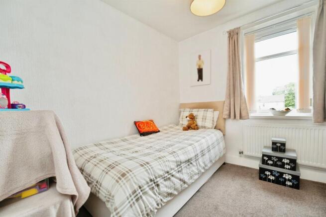 3 bed Semi-Detached for sale Image 10