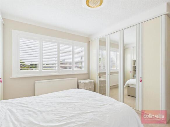 2 bed Detached Bungalow for sale Image 10
