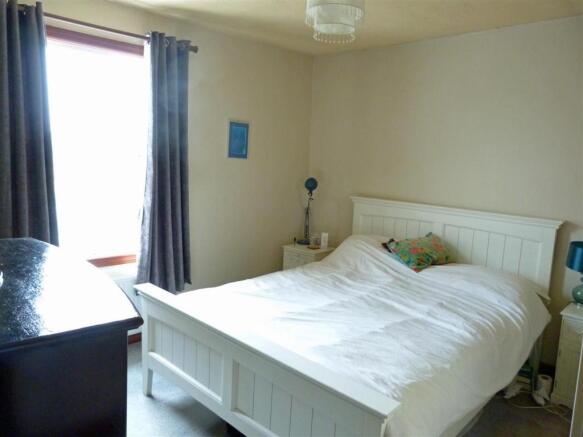 bed 1