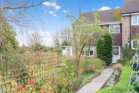 New Close, Bourton, Gillingham