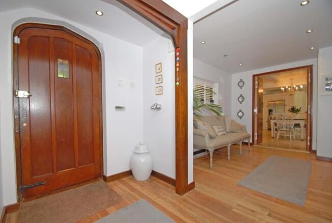 Photo 8