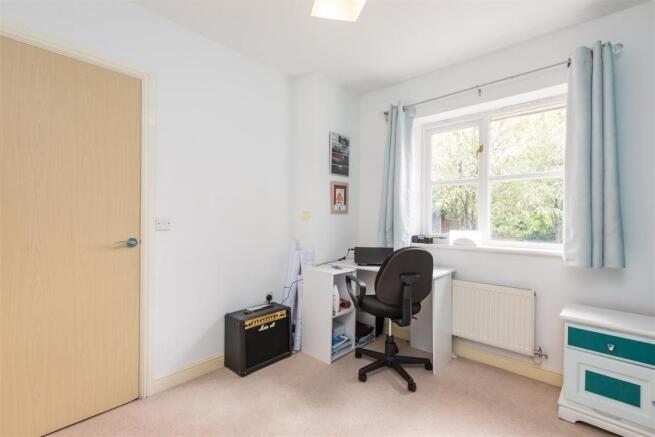 Bedroom 3 (Downstairs)