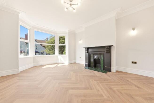 4 bed Terraced for sale Image 8