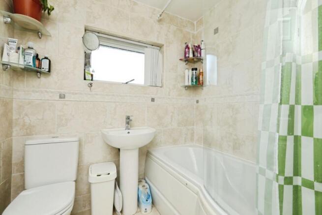 2 bed Semi-Detached for sale Image 10