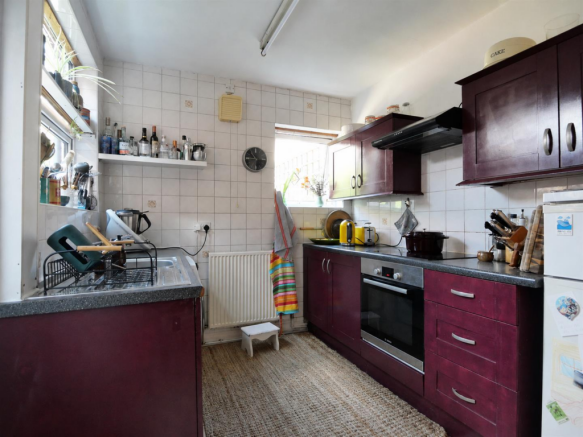 2 bed Terraced for sale Image 5