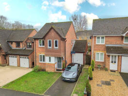 8, Red Oaks Drive, Park Gate, Southampton SO31 1DG