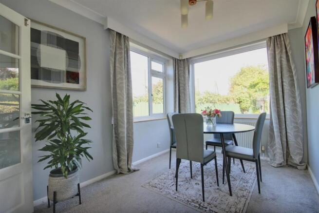 3 bed Semi-Detached for sale Image 5