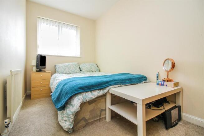 ,bedroom 2.jpg