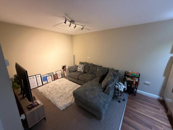 Block of Apartments for sale Image 4