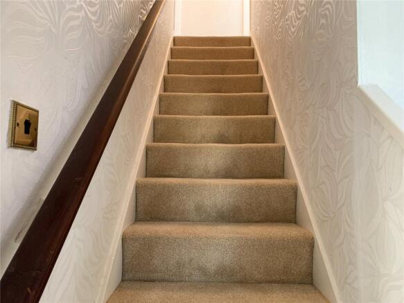 Stairs To F/Floor