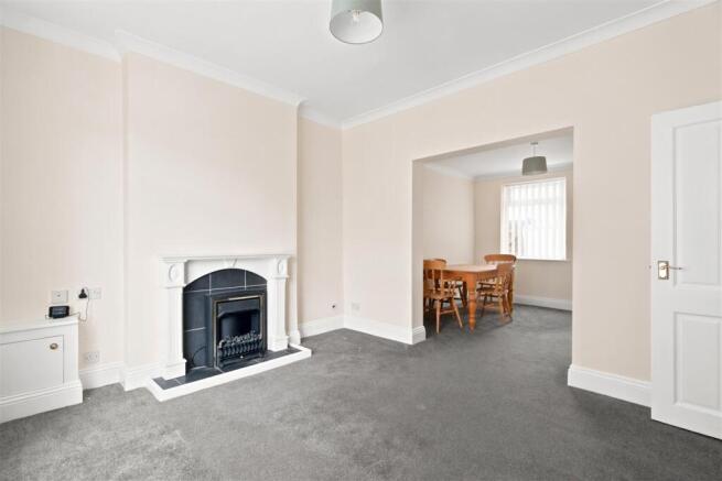 3 bed Terraced for sale Image 4