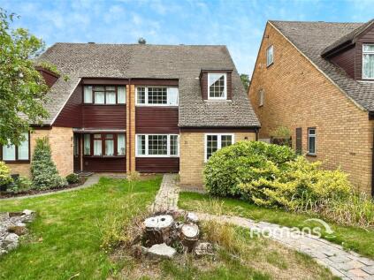 Coleridge Avenue, Yateley, Hampshire