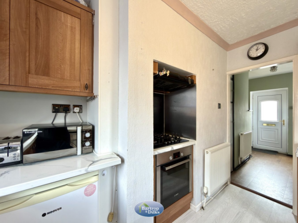 2 bed Semi-Detached for sale Image 7